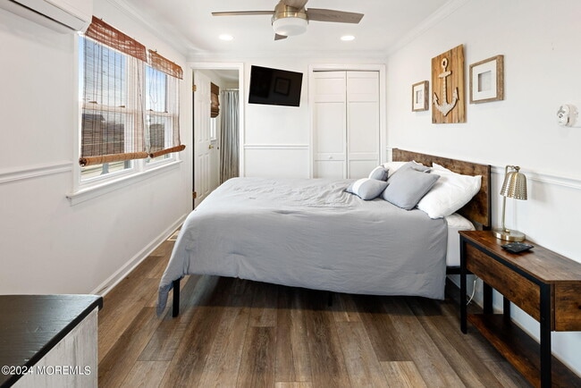 Building Photo - 13302 Long Beach Blvd