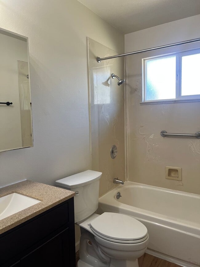 Building Photo - 6108 Verla St