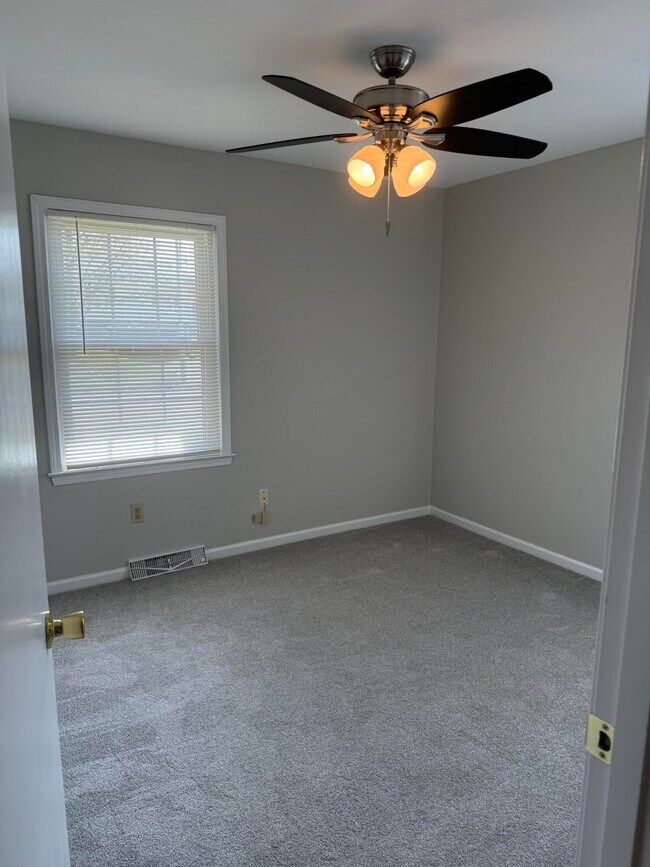 Building Photo - 3487 Ormond Cir