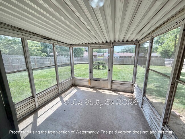 Building Photo - 1463 Skylark Dr