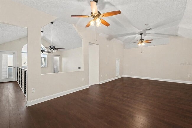 Building Photo - 5567 Sea Forest Dr