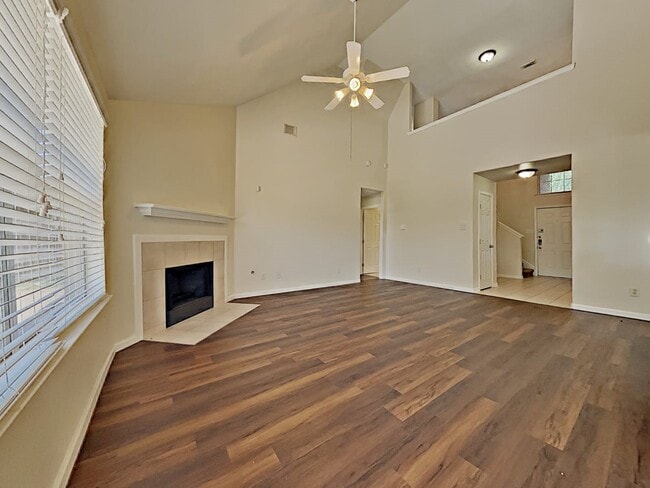 Building Photo - 2883 Diamond Bay Dr