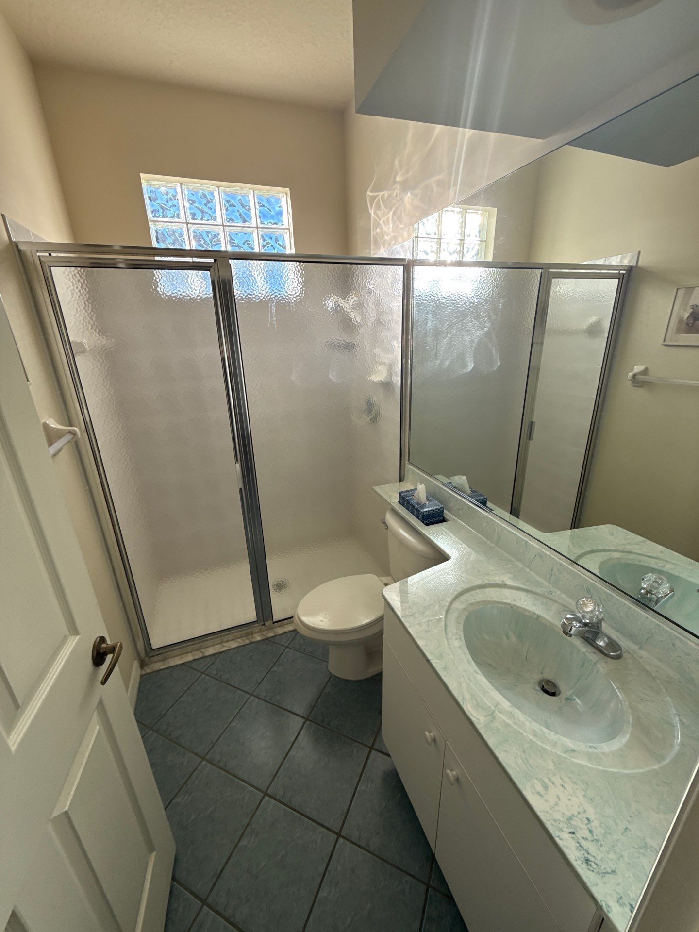 Building Photo - 30 W Doerr Path