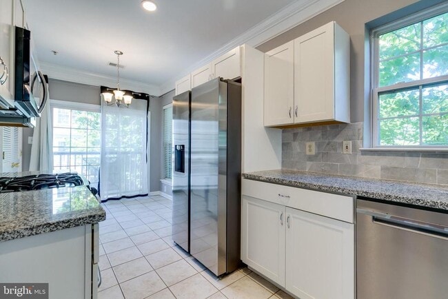 Building Photo - 11582 Cavalier Landing Ct