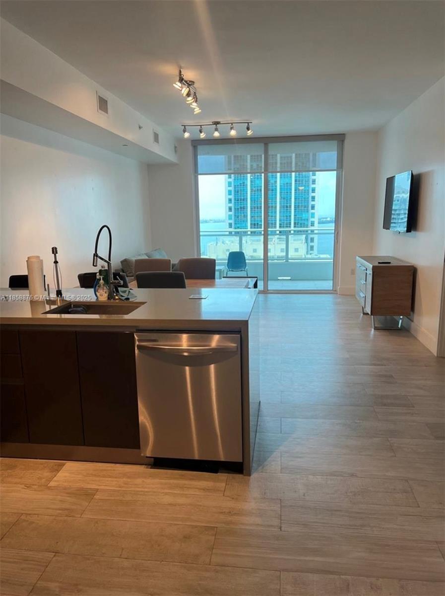 Building Photo - 1080 Brickell Ave