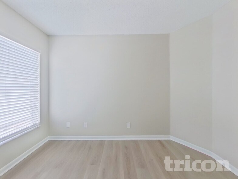 Building Photo - 13613 Fawn Ridge Blvd