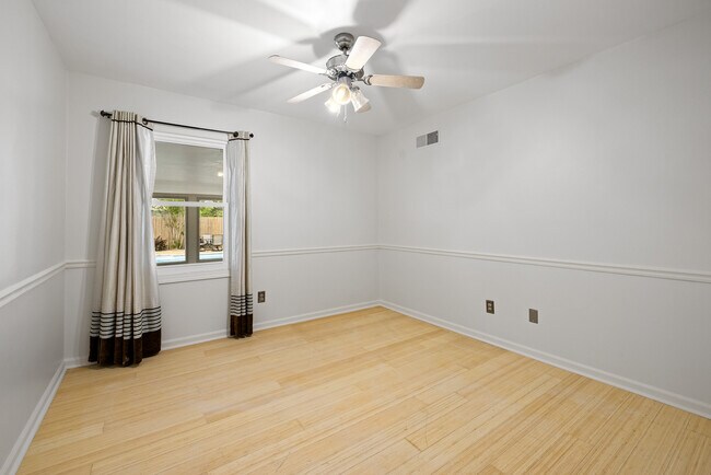 Building Photo - 1879 Corbin Rd