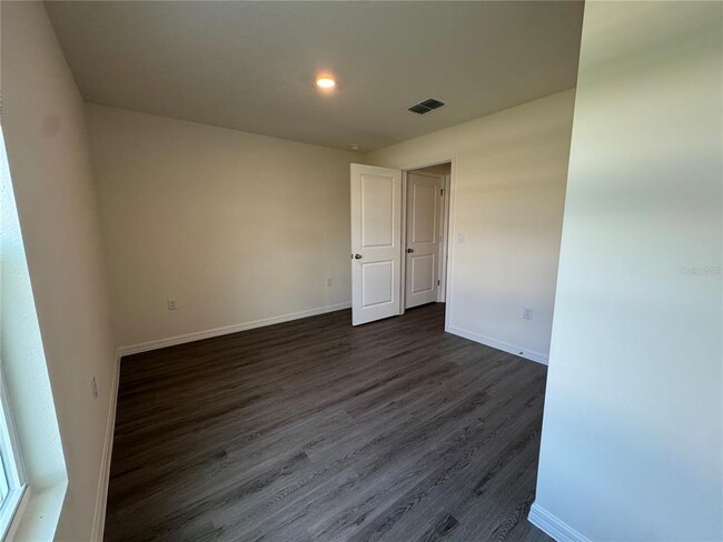Building Photo - 36033 Sunflower Hl Dr