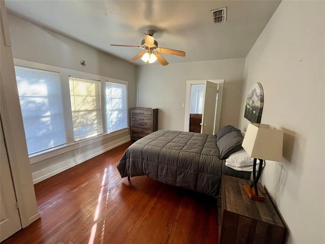 Building Photo - 725 Peach St