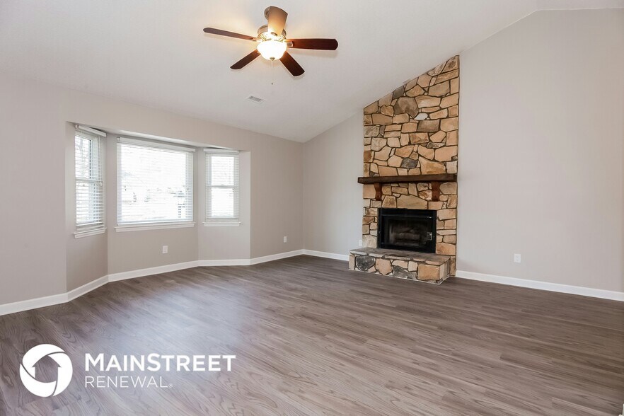 Building Photo - 1322 Bellingham Dr