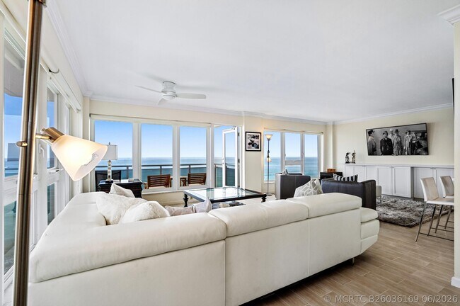 Building Photo - 2066 N Ocean Blvd