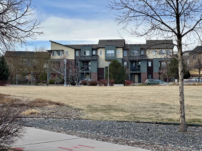 Building Photo - 11235 Colony Row