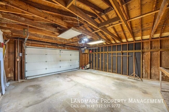 Building Photo - 409 Sara Ave