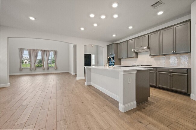 Building Photo - 1716 Elise Ln