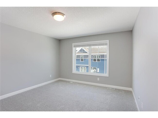 Building Photo - 1142 Middlefield Rd