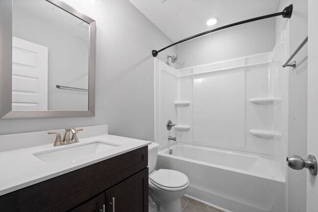 Building Photo - Beautiful Home Close to Fort Campell Ready for You to Make New Memories In