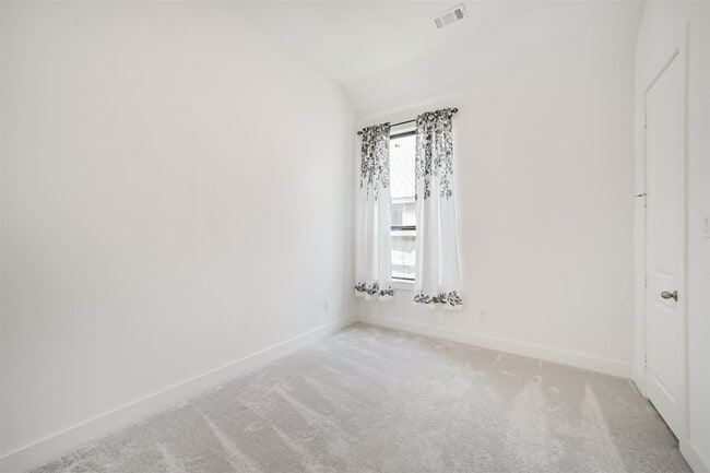 Building Photo - 16911 Lupine Mdw Ln