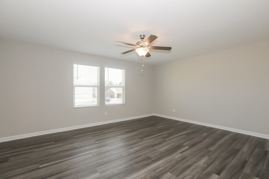 Building Photo - 1111 Feldman Chase