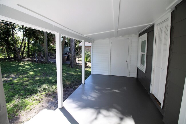Building Photo - 1214 N 7th Ave