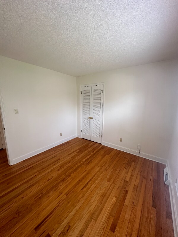 Building Photo - 6512 Springfield Dr