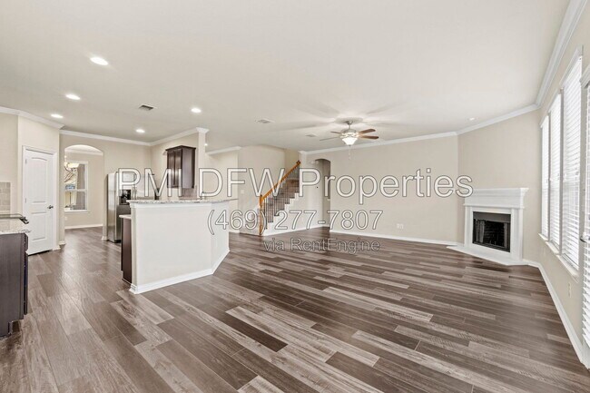 Building Photo - 1624 Medina Ln