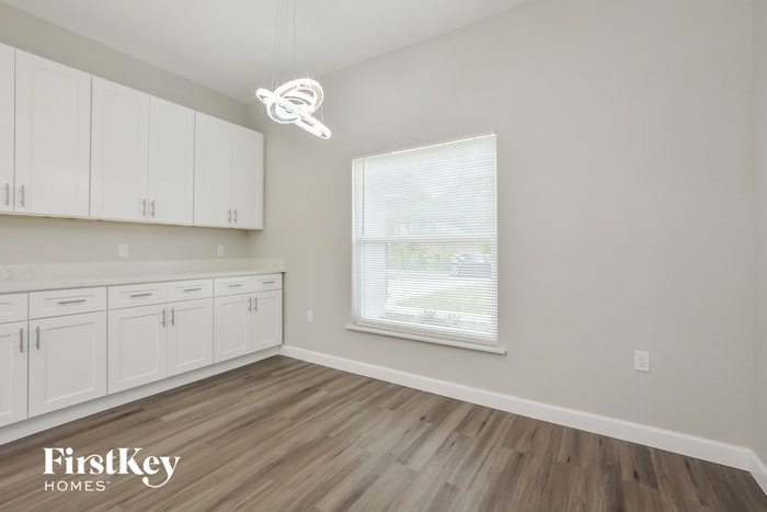 Building Photo - 1175 Adams St