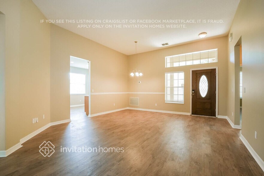 Building Photo - 5873 Ansley Way
