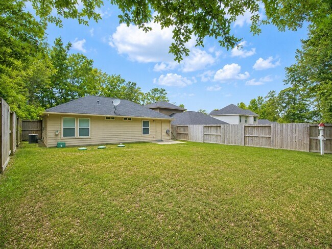 Building Photo - 14980 Austin Rd