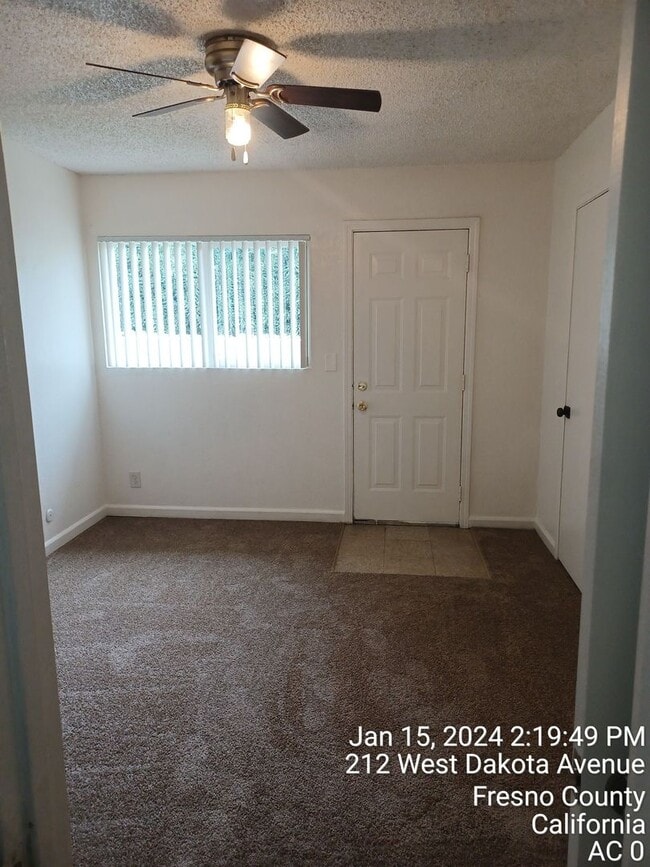 Building Photo - Garden Square Apartments   3 Bedroom, 2 Bath