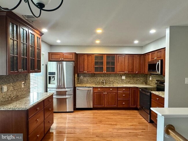 Building Photo - 6025 Crocus Ct