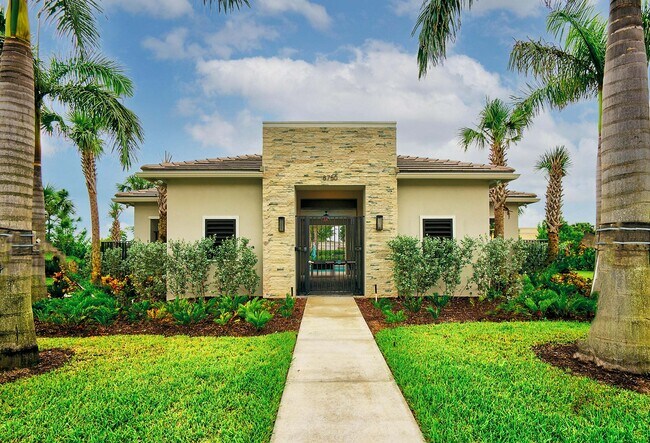 Building Photo - 8554 Via Mar Rosso