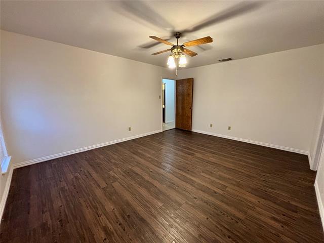 Building Photo - 1602 Carla Ave