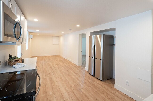 Building Photo - RYLAND 514