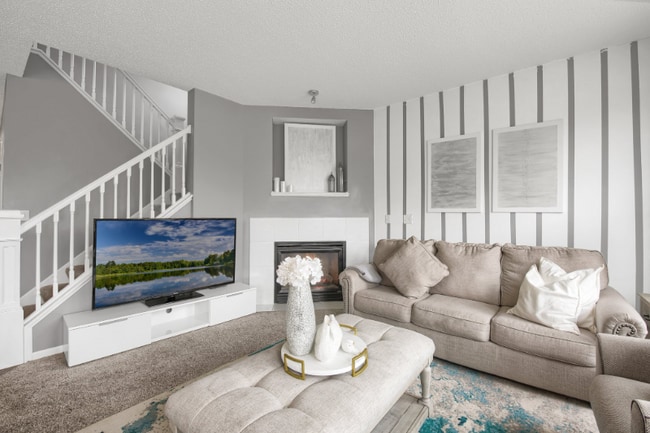 Building Photo - 3197 Arden Dr