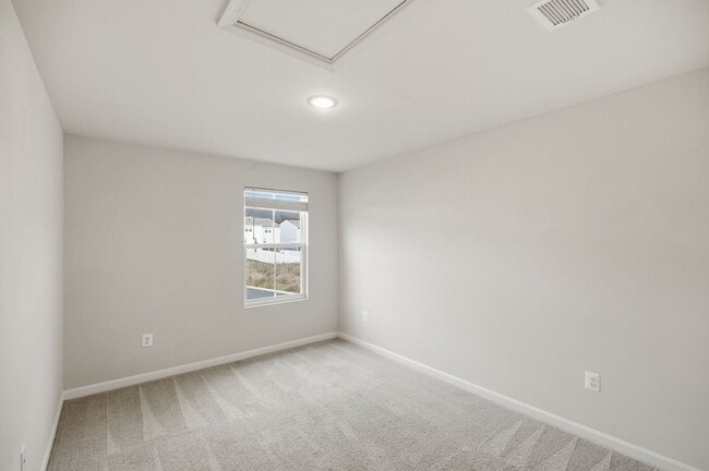 Building Photo - 22 Preening Rd