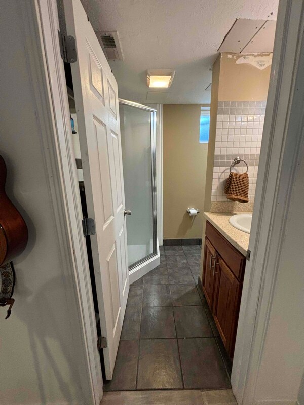 Building Photo - 1251 E 460 S St