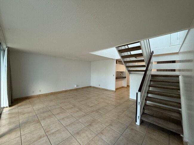 Building Photo - Laulea Town Houses (Mililani) - 3 bdrm/2.5 bath/2 parking