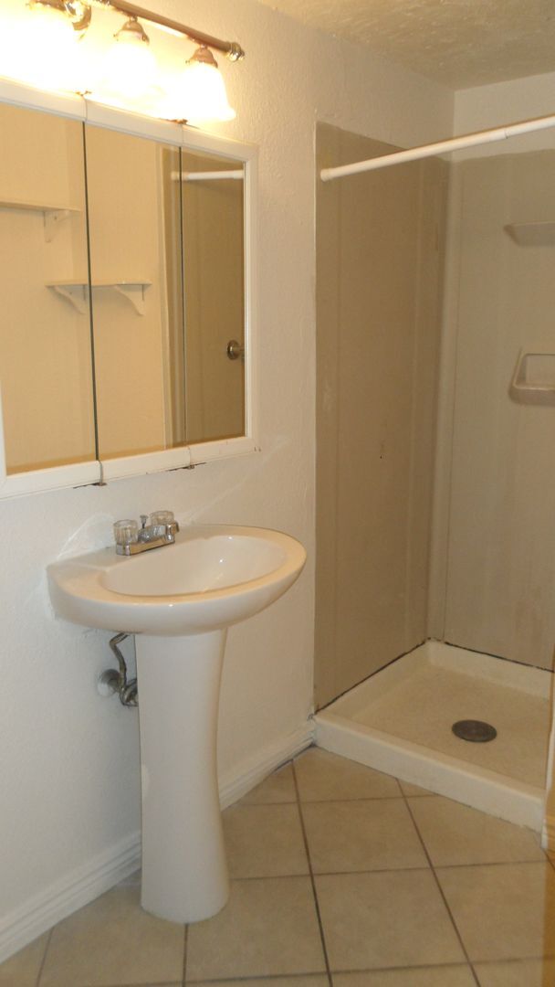 Building Photo - 1121 15th St