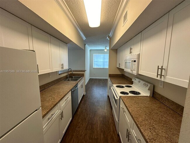 Building Photo - 11600 SW 2nd St