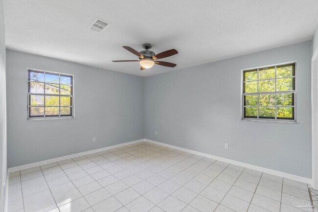 Building Photo - 7468 Brightwood St