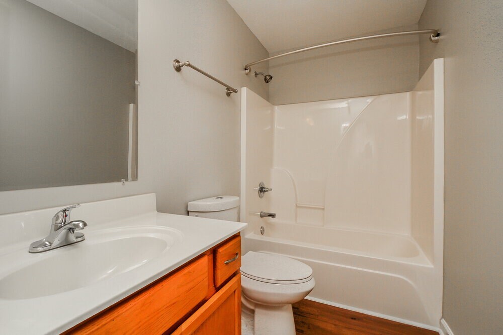 Building Photo - 7045 S Hampton Blvd