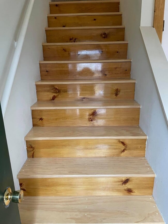 Building Photo - 94 Lewiston Rd