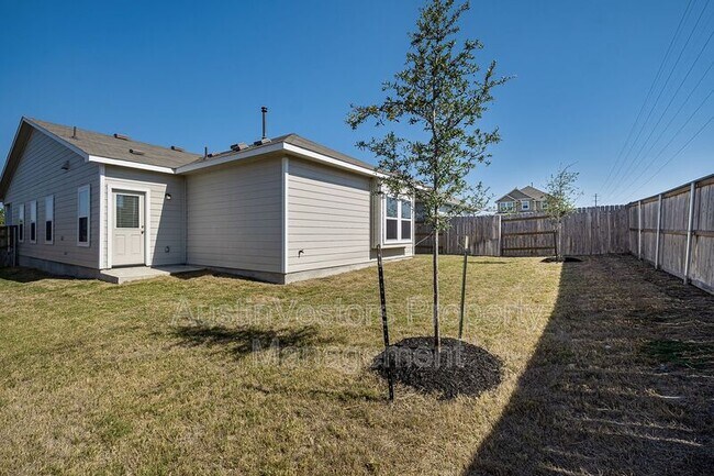 Building Photo - 244 Shugart St