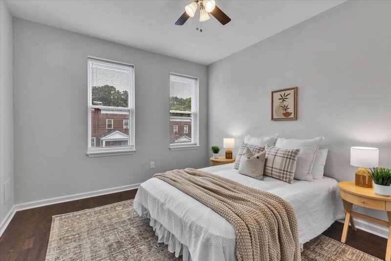 Building Photo - 787 N Grantley St