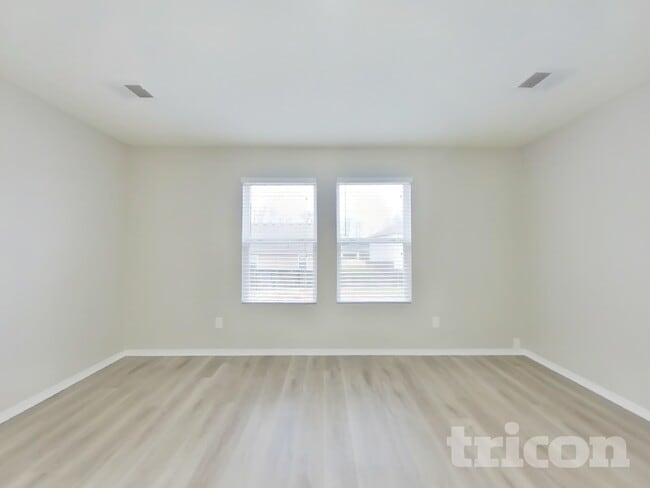 Building Photo - 5006 Hancock Cir