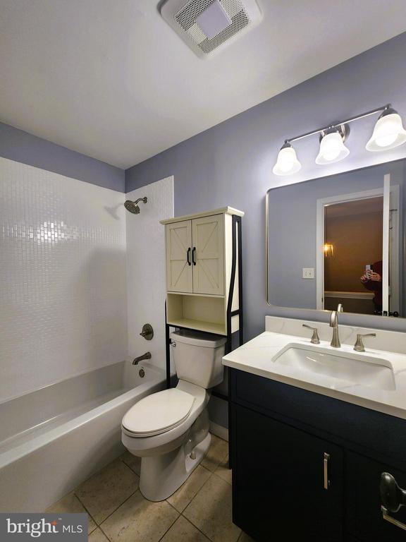 Building Photo - 14363 Long Channel Dr