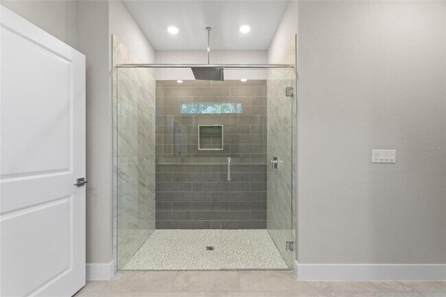 Building Photo - 3473 S San Mateo Dr