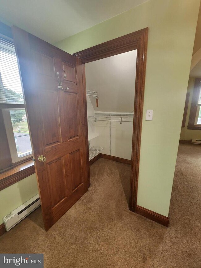 Building Photo - 153 2nd Ave