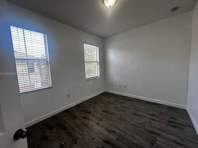 Building Photo - 12617 NW 32nd Ct