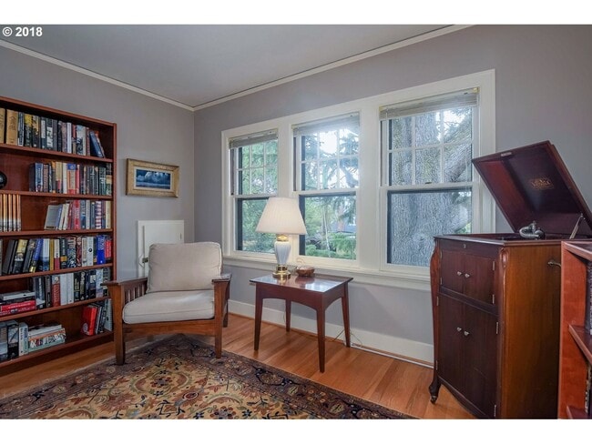 Building Photo - BEAUTIFUL TUDOR ON ALAMEDA RIDGE, 4/2.5